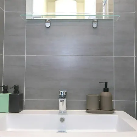 Le Vintage, T2 Hypercentre Chic Et Cosy, Wifi Par Sovalfi Saint-Etienne (Loire)